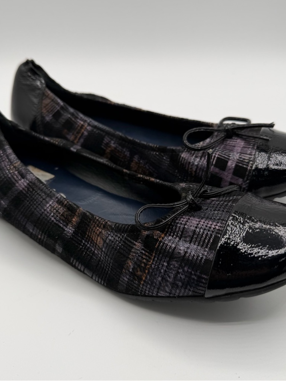 Sabrinas Plaid Ballet Flats Womens EU 38 Patent Cap Toe Bow Made Spain